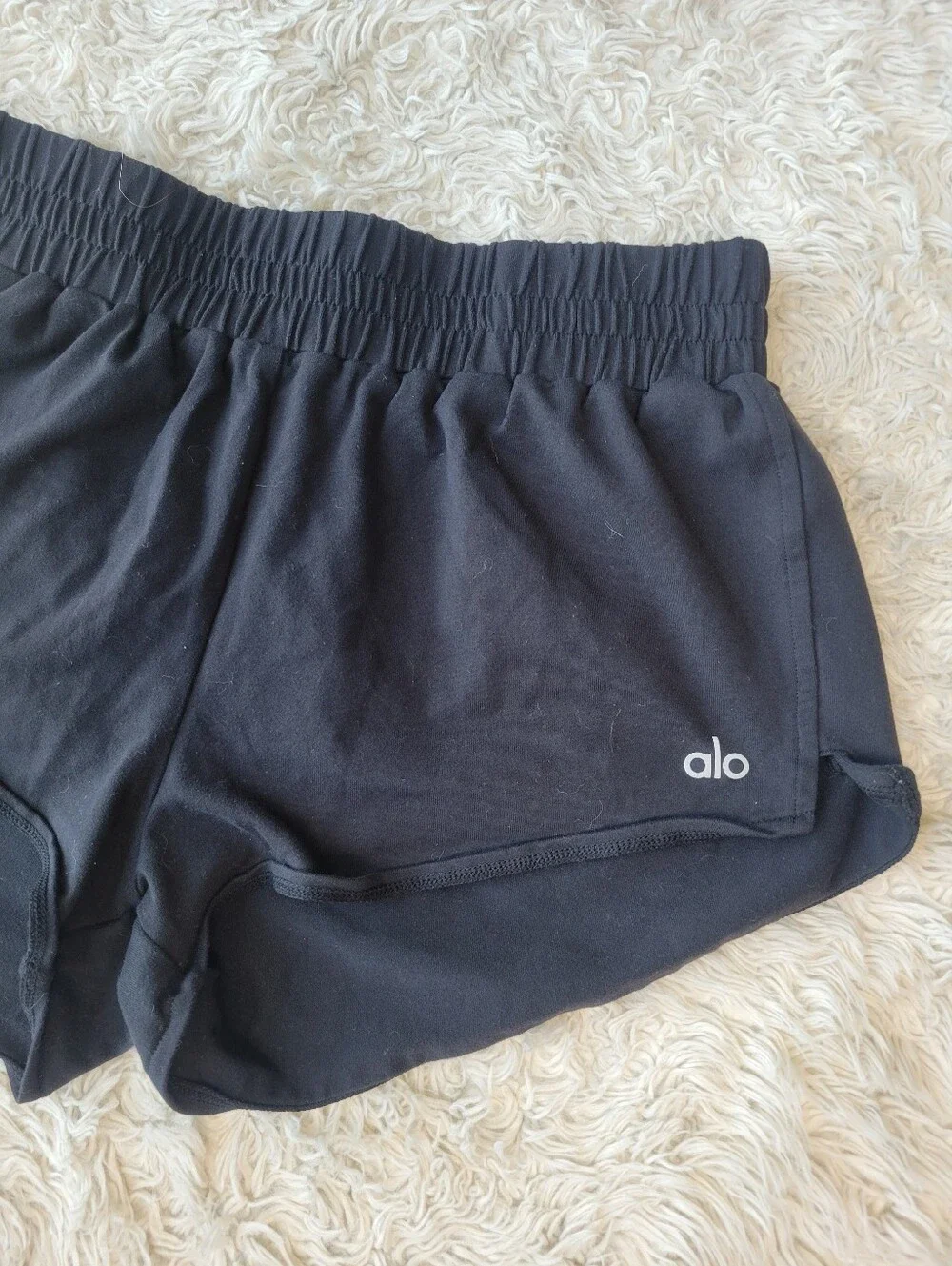 Alo Yoga Playmaker Dolphin Sweat Short Black Womens XS